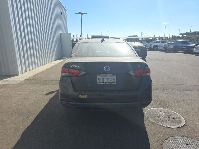 2021 Nissan Versa 1.6 SV