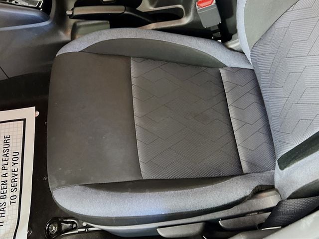 2023 Nissan Versa 1.6 SV
