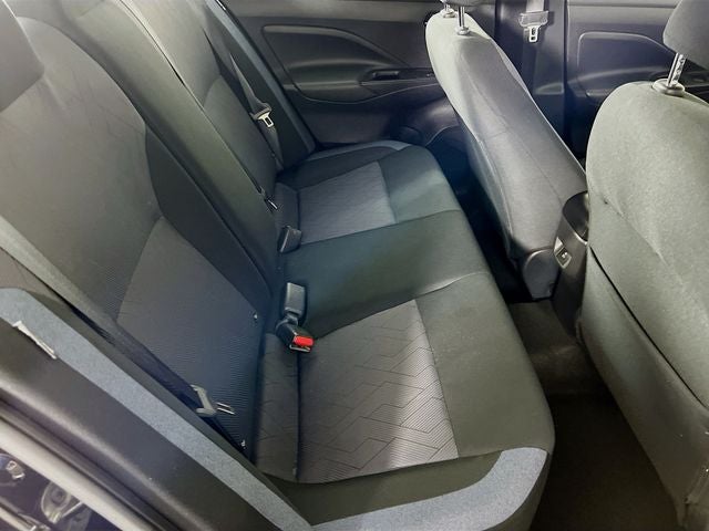 2023 Nissan Versa 1.6 SV