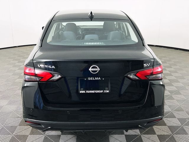 2023 Nissan Versa 1.6 SV