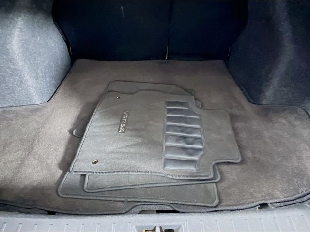 2024 Nissan Versa 1.6 SR