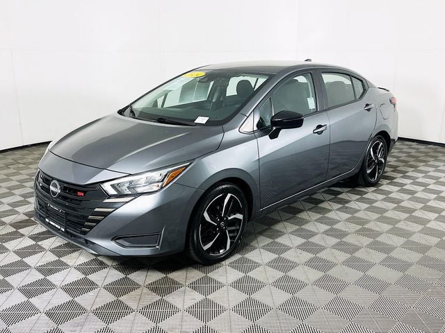 2024 Nissan Versa 1.6 SR