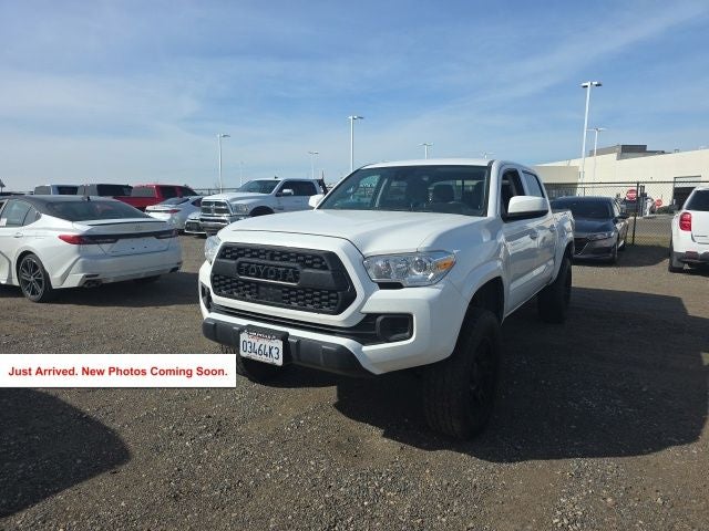 2022 Toyota Tacoma SR V6