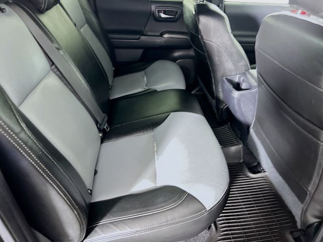 2022 Toyota Tacoma TRD Off-Road V6