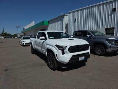 2025 Toyota Tacoma TRD Sport