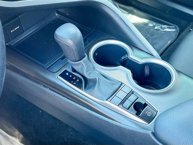 2023 Toyota Camry Hybrid LE