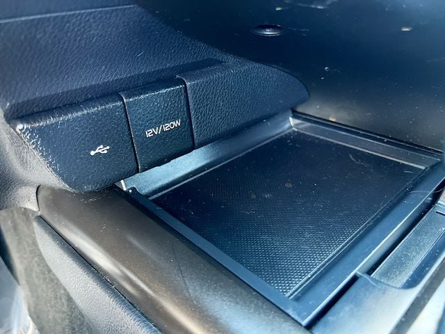 2023 Toyota Camry Hybrid LE