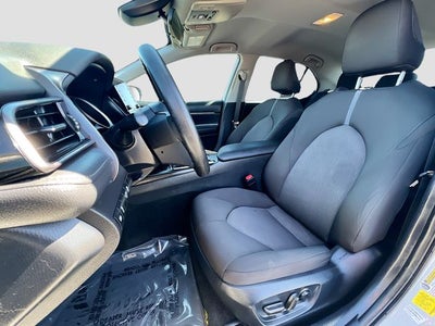 2023 Toyota Camry Hybrid LE