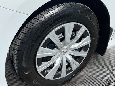2023 Toyota Camry Hybrid LE