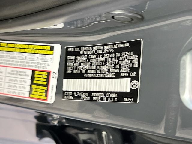 2025 Toyota Camry SE