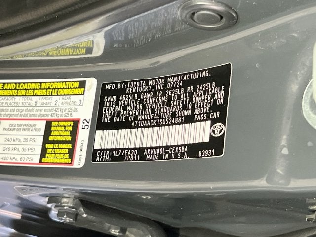 2025 Toyota Camry SE