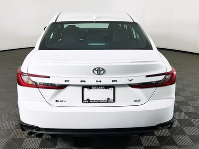 2025 Toyota Camry SE