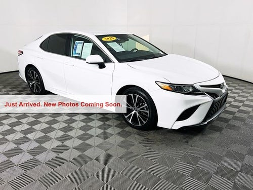 2020 Toyota Camry SE