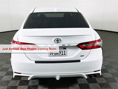 2020 Toyota Camry SE