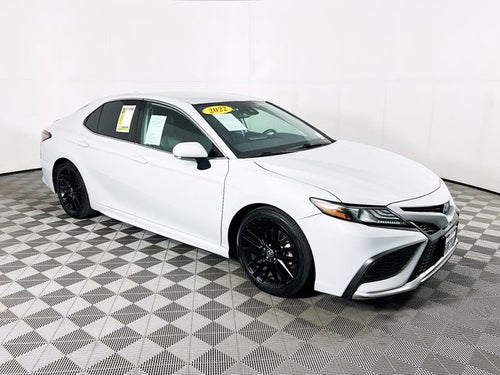 2022 Toyota Camry Hybrid XSE