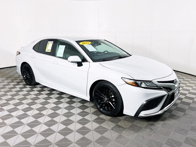 2022 Toyota Camry Hybrid XSE
