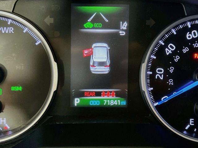 2022 Toyota RAV4 Hybrid LE