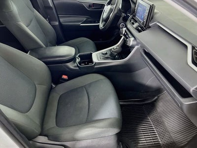 2022 Toyota RAV4 Hybrid LE