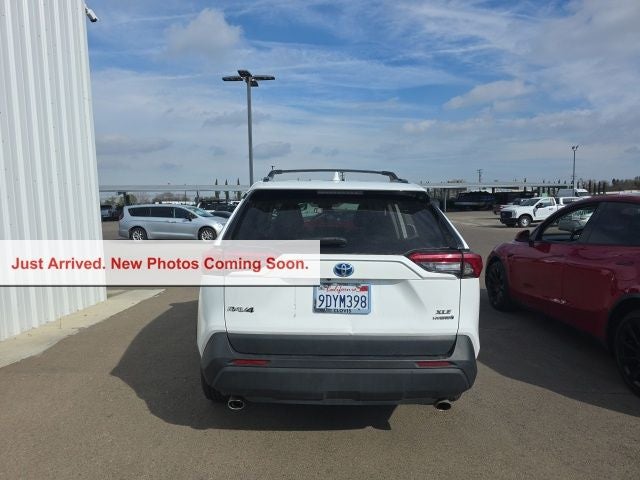 2022 Toyota RAV4 Hybrid XLE