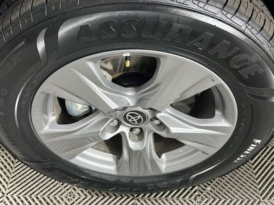 2023 Toyota RAV4 Hybrid XLE