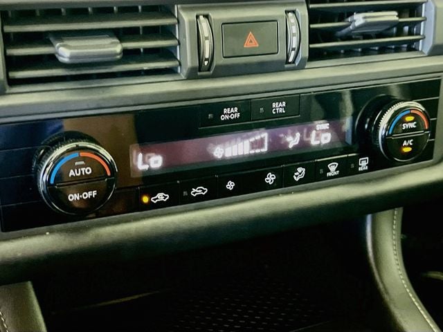 2023 Nissan Pathfinder S