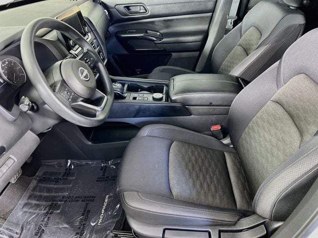 2023 Nissan Pathfinder S