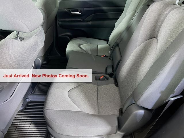 2026 Toyota Grand Highlander LE