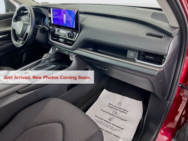 2026 Toyota Grand Highlander LE