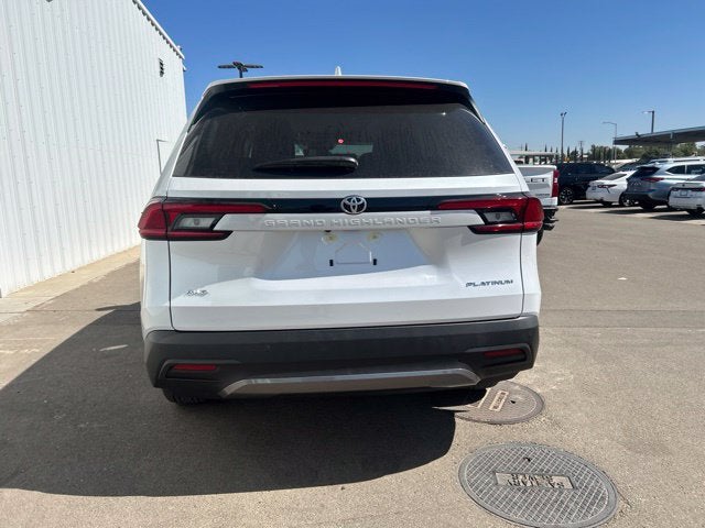 2026 Toyota Grand Highlander Platinum