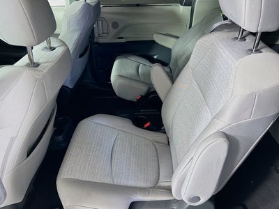 2023 Toyota Sienna LE 8 Passenger