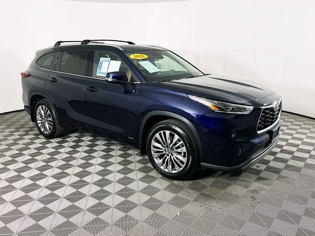 2026 Toyota Highlander Hybrid Platinum
