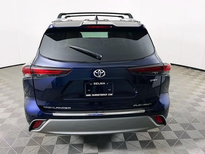 2026 Toyota Highlander Hybrid Platinum