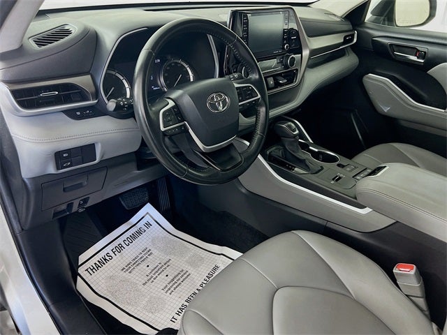 2022 Toyota Highlander XLE
