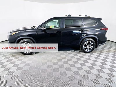 2026 Toyota Highlander Hybrid XLE