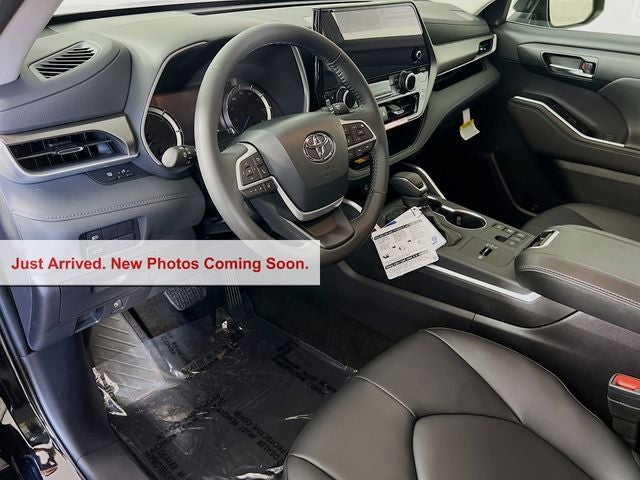 2026 Toyota Highlander Hybrid XLE