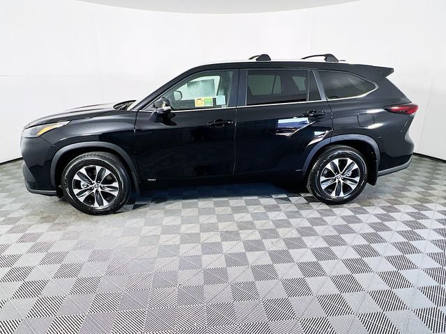 2026 Toyota Highlander Hybrid XLE