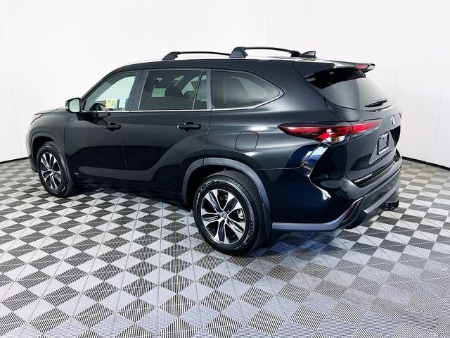 2026 Toyota Highlander Hybrid XLE