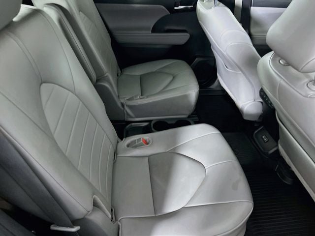 2024 Toyota Highlander Hybrid XLE