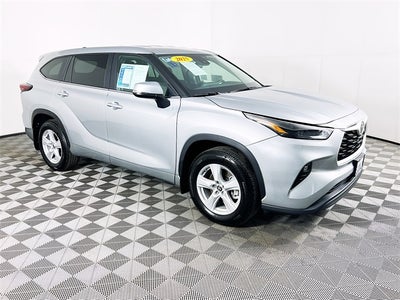 2025 Toyota Highlander LE