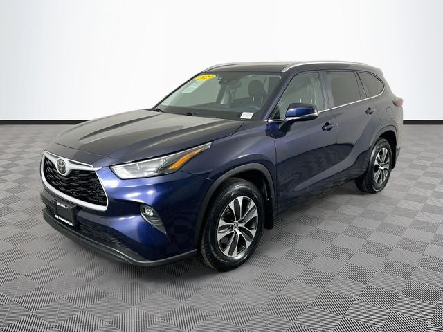 2025 Toyota Highlander XLE