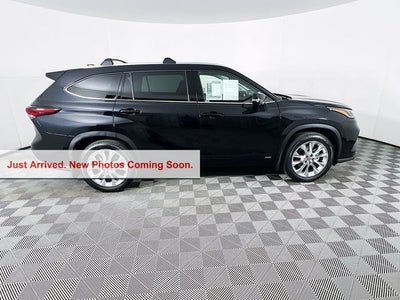 2026 Toyota Highlander Hybrid Limited