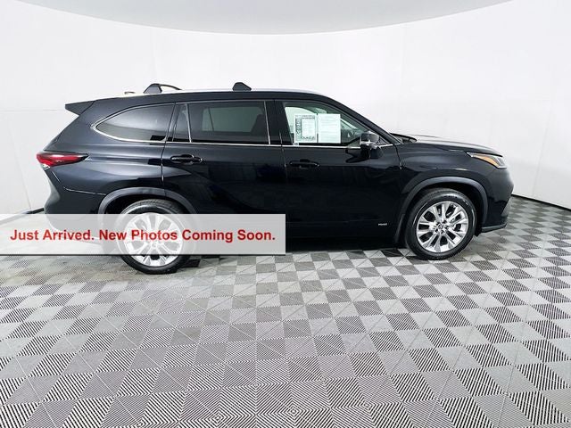 2026 Toyota Highlander Hybrid Limited