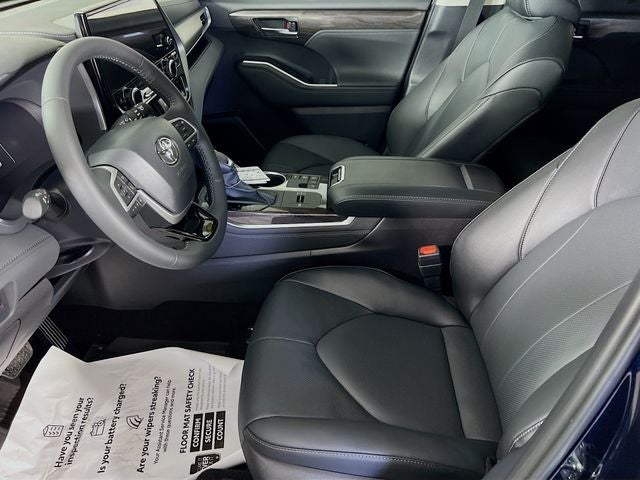 2026 Toyota Highlander Hybrid Limited