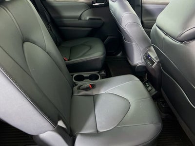 2026 Toyota Highlander Hybrid Limited