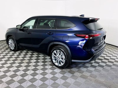 2026 Toyota Highlander Hybrid Limited
