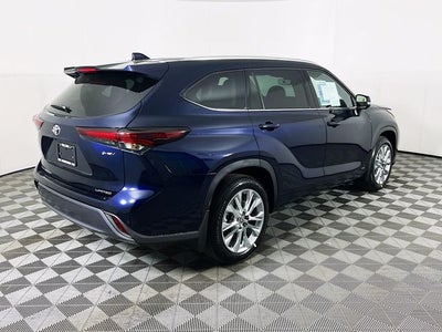 2026 Toyota Highlander Hybrid Limited