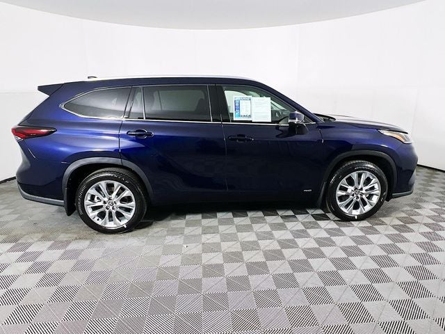 2026 Toyota Highlander Hybrid Limited