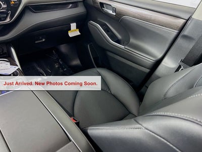 2026 Toyota Highlander Hybrid Limited