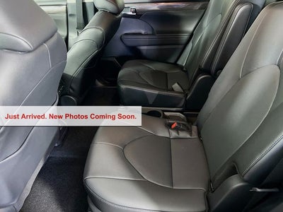 2026 Toyota Highlander Hybrid Limited