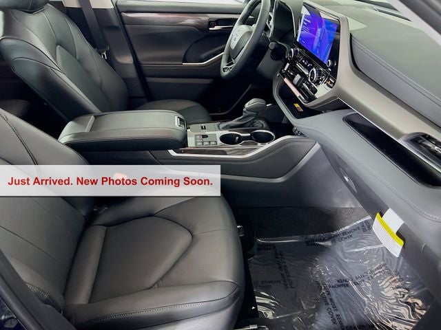 2026 Toyota Highlander Hybrid Limited